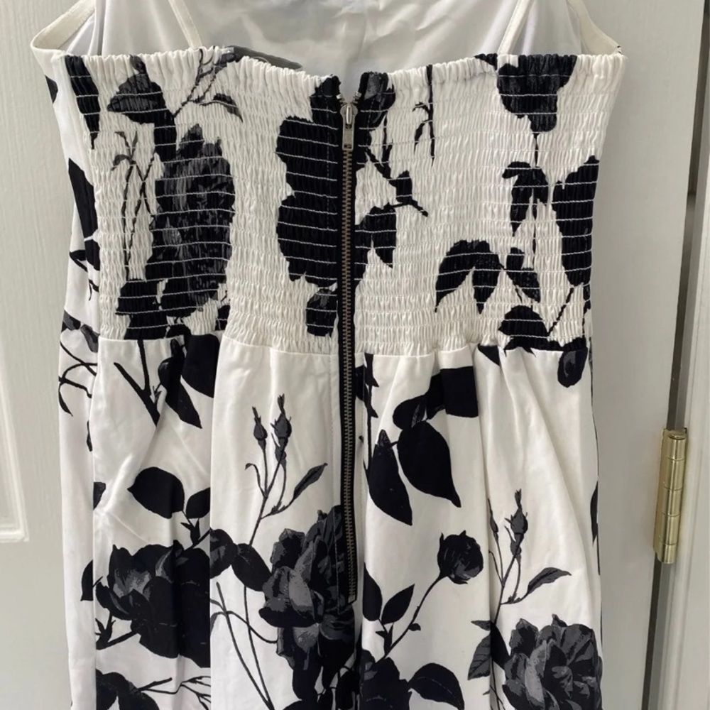 Jessica Simpson Floral Maternity Dress - Picture 4 of 8
